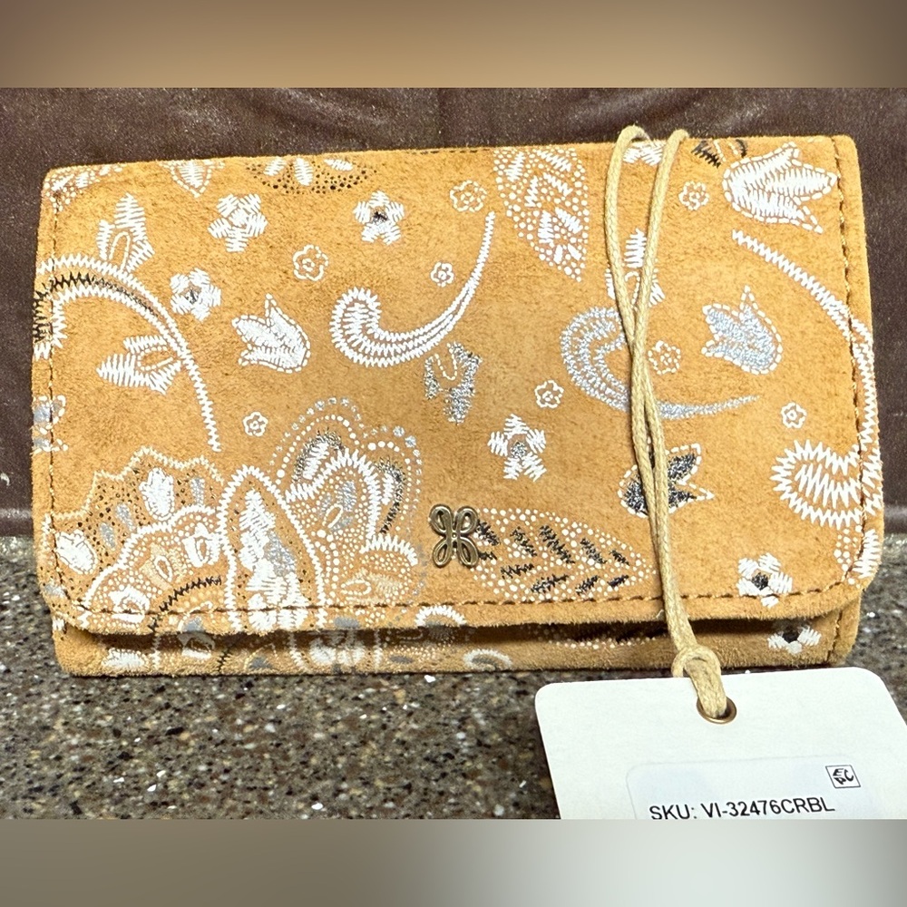 HOBO Tan Leather Jill Trifold Wallet NWT